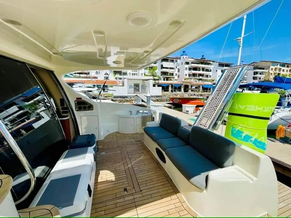 Oceanis 55 luxury interior