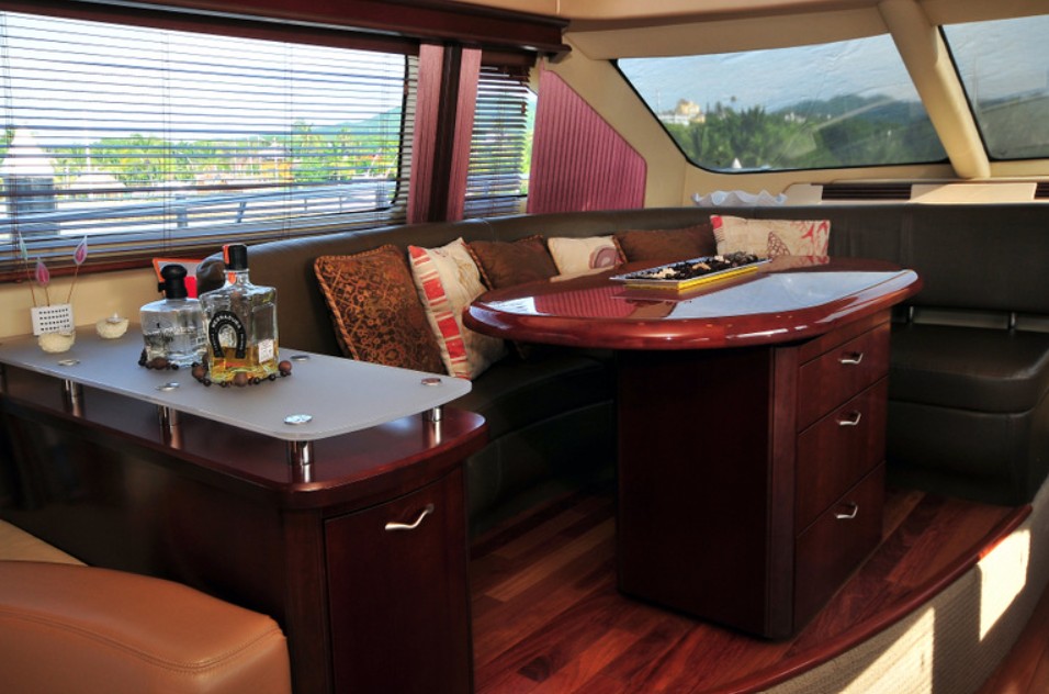 Oceanis 55 luxury interior
