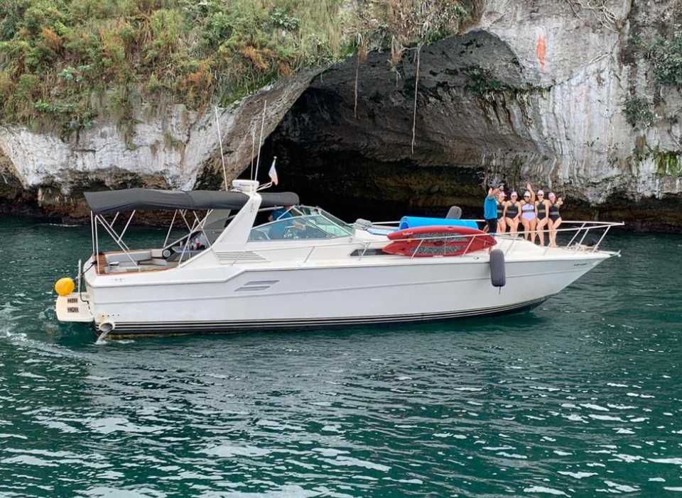 Oceanis 55 luxury interior