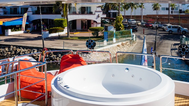 Oceanis 55 luxury interior