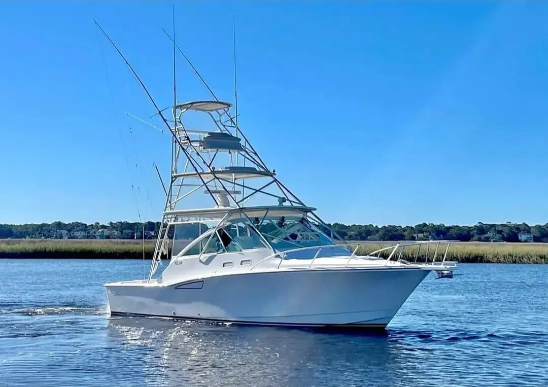 Oceanis 55 luxury interior