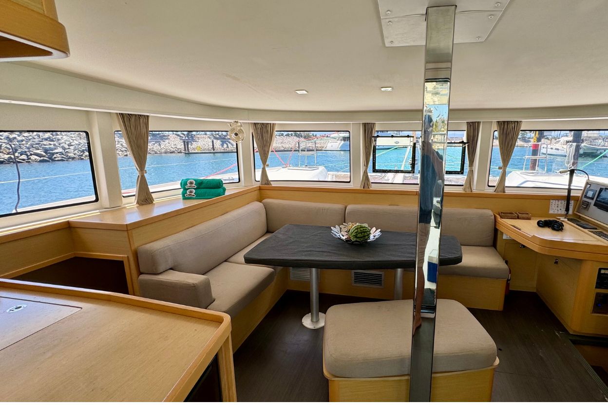 Oceanis 55 luxury interior
