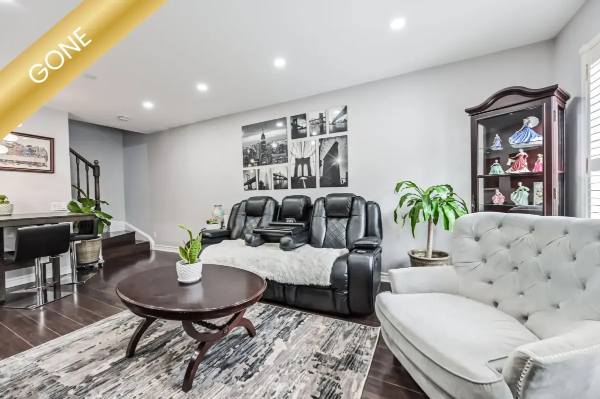 Tridel-built condo townhouse unit at 900 Steeles Ave W, York, Ontario, located in the gated Plaza Del Sol community with 24-hour security.