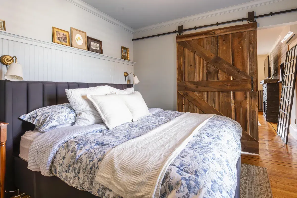 Spacious primary bedroom at 109 Fairleigh Ave S.