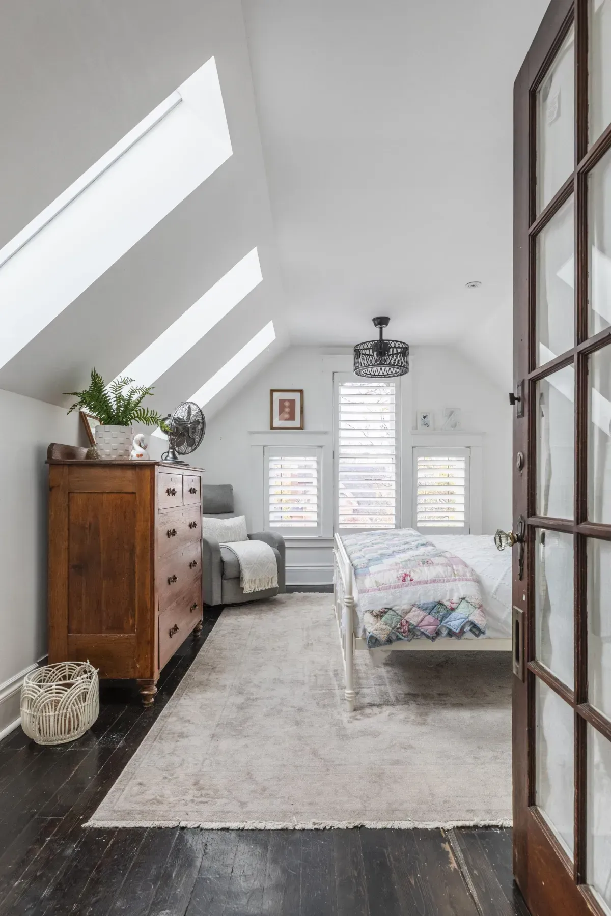 Bright second bedroom at 109 Fairleigh Ave S.