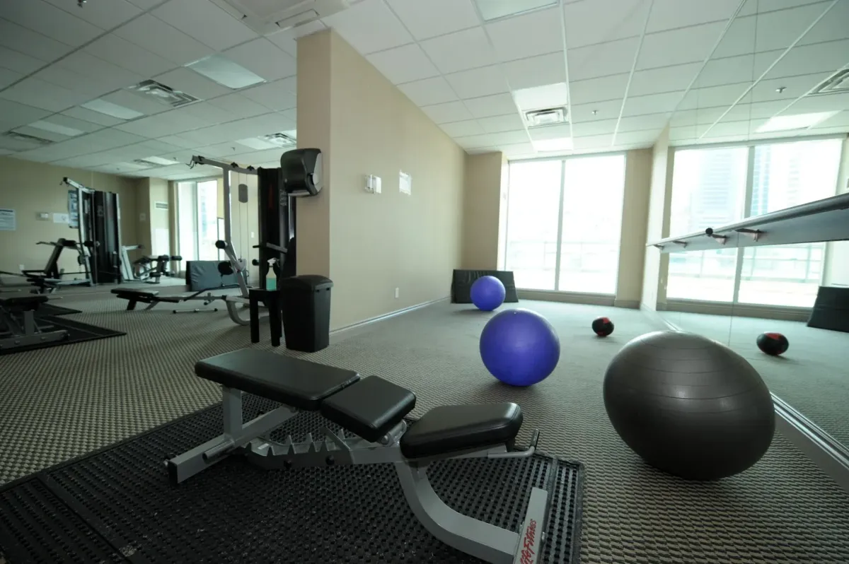 Infinity Club indoor pool and fitness centre facilities at 30 Grand Trunk Crescent Unit 509 Toronto.