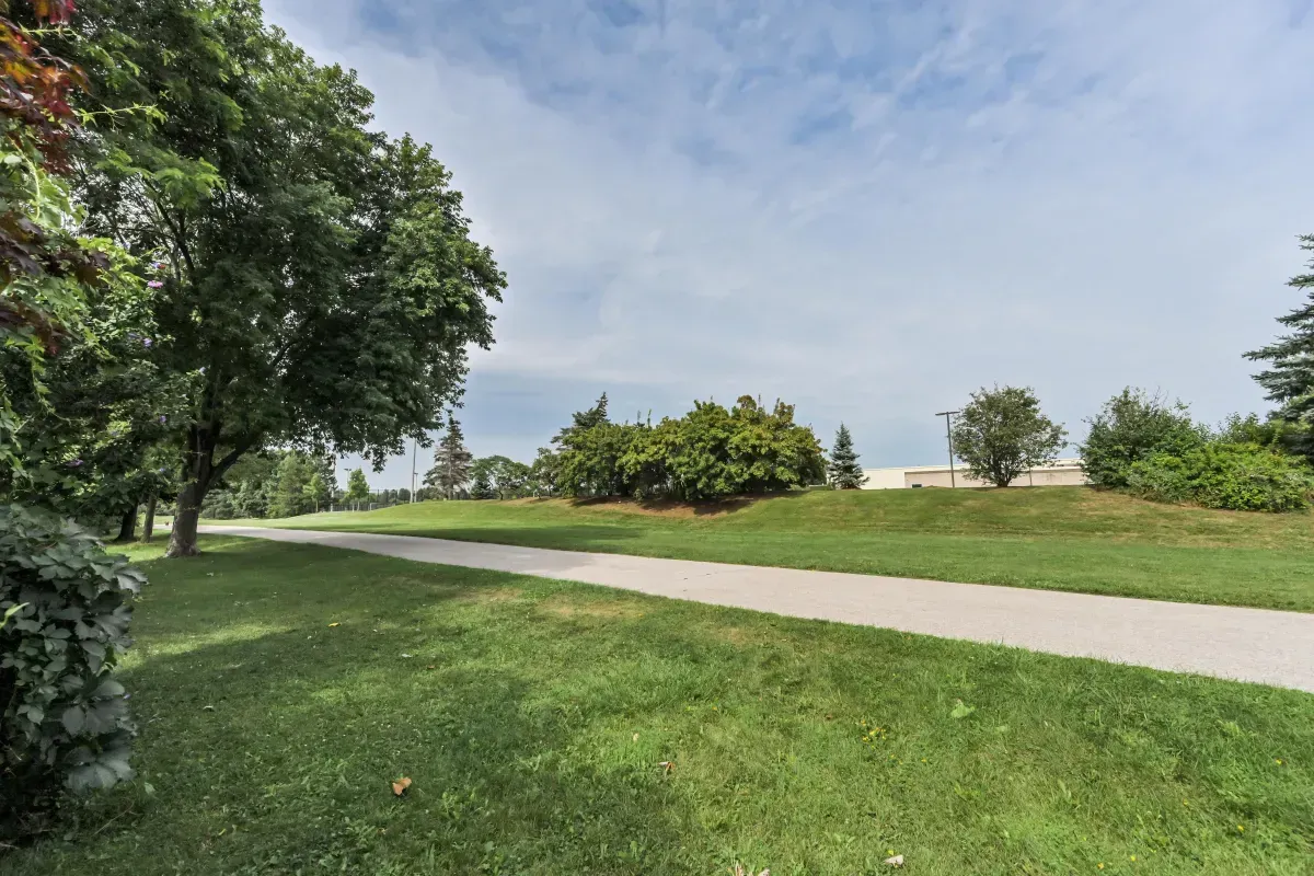 Scenic walking and cycling trails directly accessible from the neighborhood of 2286 Margot St, Oakville, Ontario.
