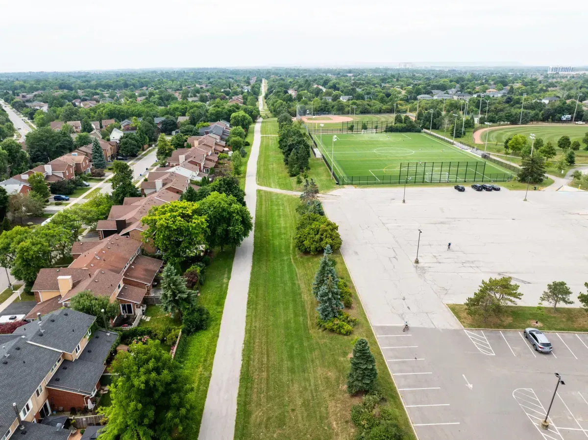 Scenic walking and cycling trails directly accessible from the neighborhood of 2286 Margot St, Oakville, Ontario.
