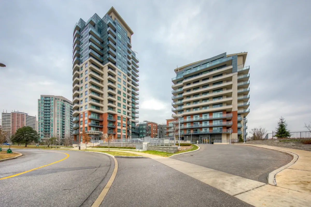 Exterior building view of the complex at 25 and 35 Fontenay Crt.