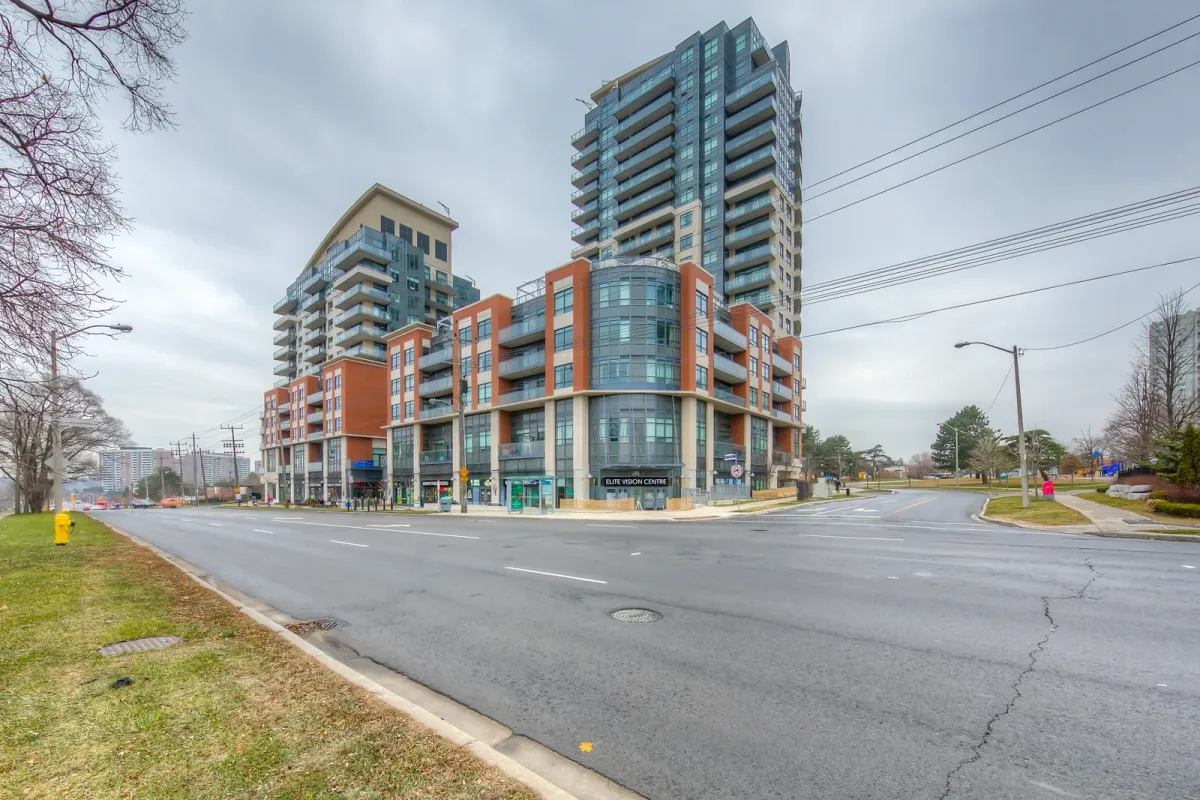 View of the buildings at 25-35 Fontenay Crt