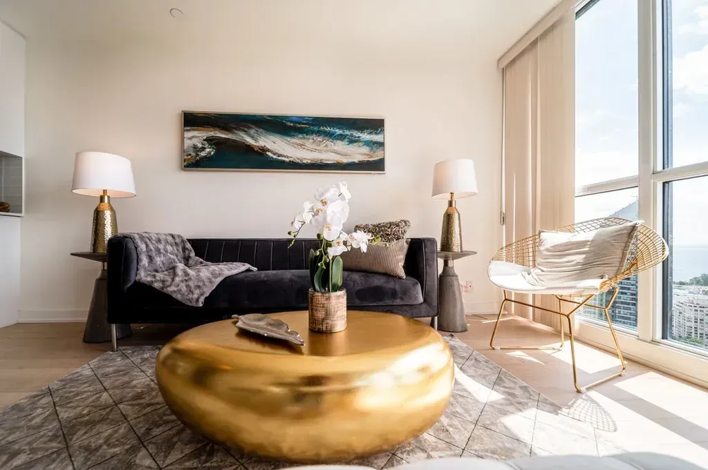 Sophisticated interior design featuring 9-ft ceilings and natural light at 10 Park Lawn Rd, Unit 3402.