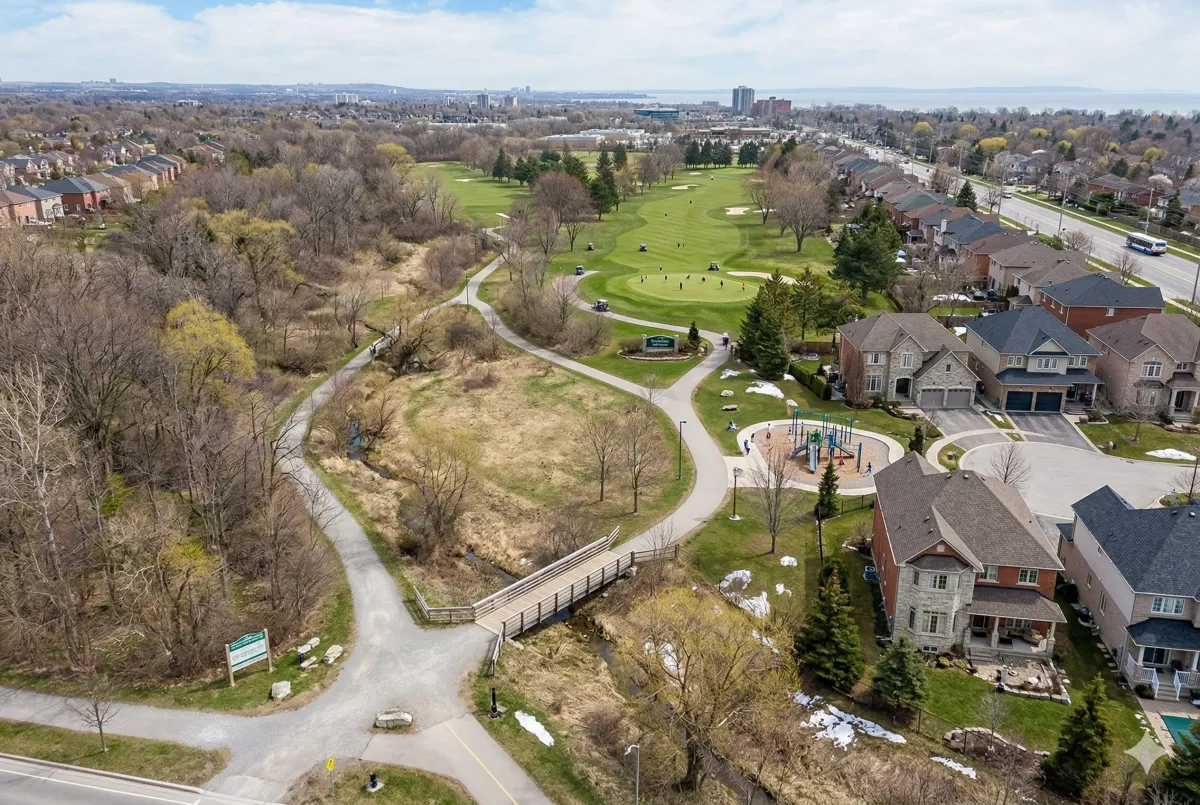 he new Tyendinaga Trail at Tyandaga Golf Course, a 2km recreational path connecting City View Park and Kerncliff Park