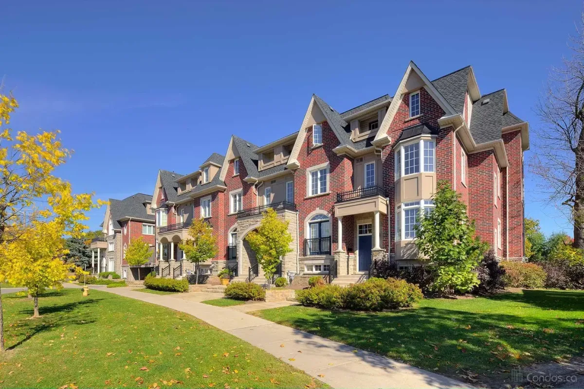 Large traditional multi-story detached homes in the Markland Wood neighborhood.