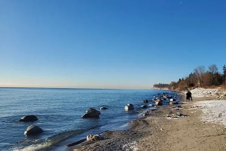 Scenic shoreline view of Lake Ontario along the Pickering waterfront trail.