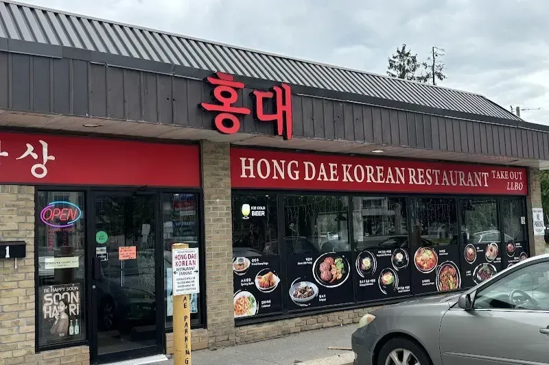 Exterior storefront of Hongdae Korean Restaurant in Richmond Hill, Ontario.