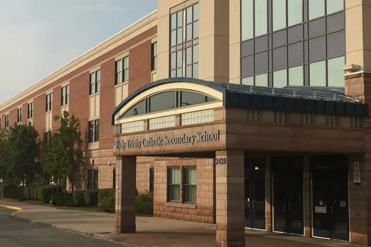Exterior view of the Sheridan College campus building in Oakville.