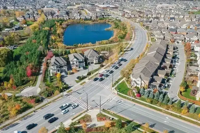 caledon-aerial-view-residential-neighborhood