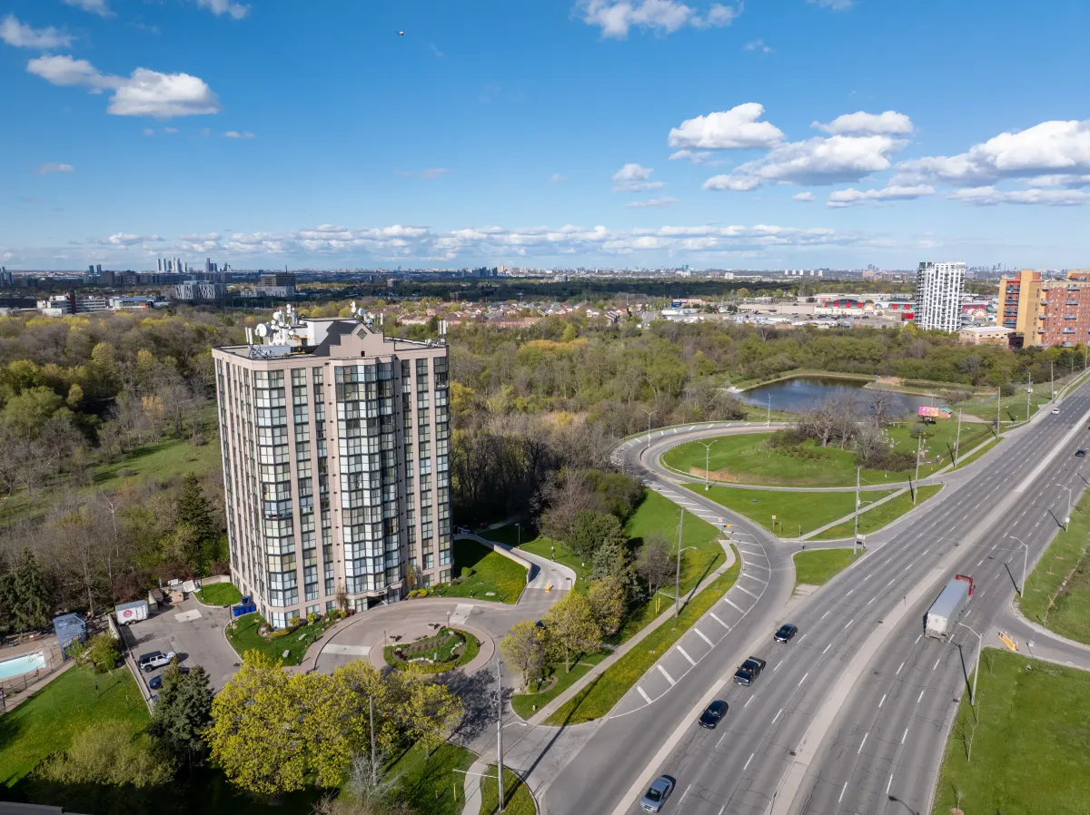 600 rexdale blvd riverpark condo humber arboretum view