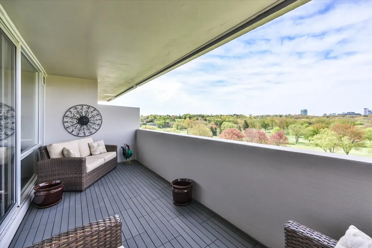 240-scarlett-rd-912-balcony-panoramic-view