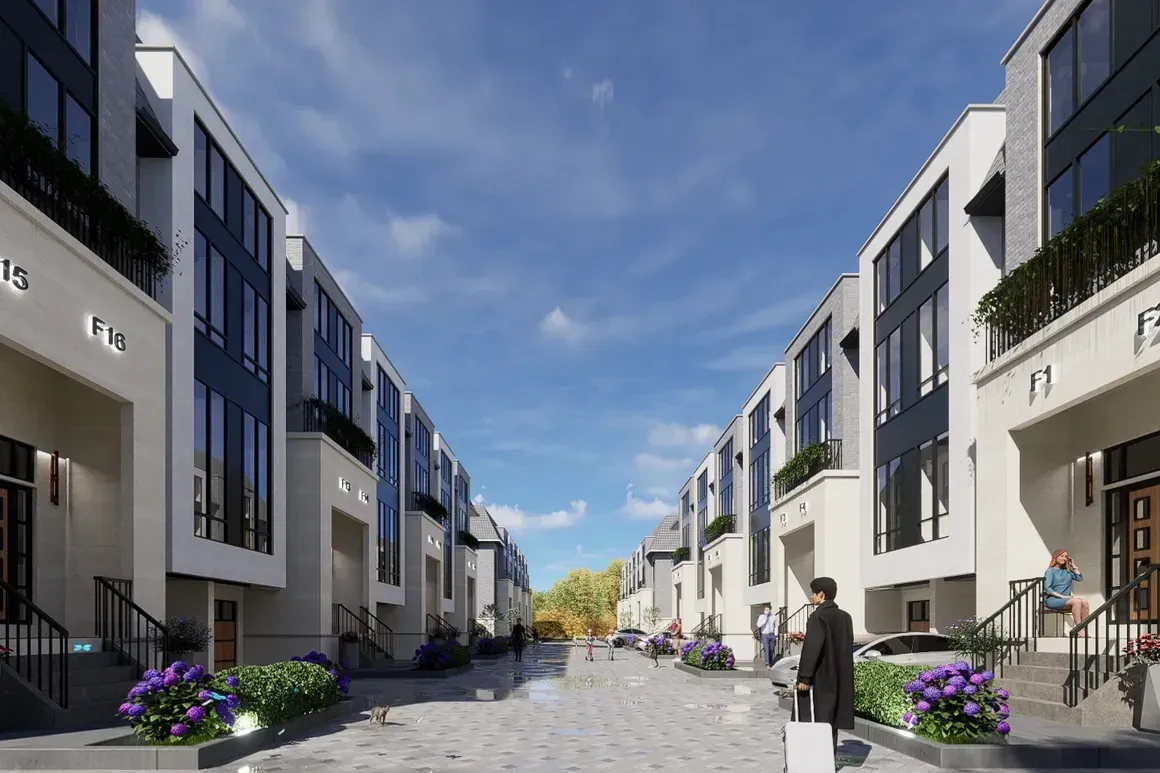 150 Rollingwood Drive Brampton ON L6Y 5J6 Rolling Woods Townhomes Open Concept Living Room