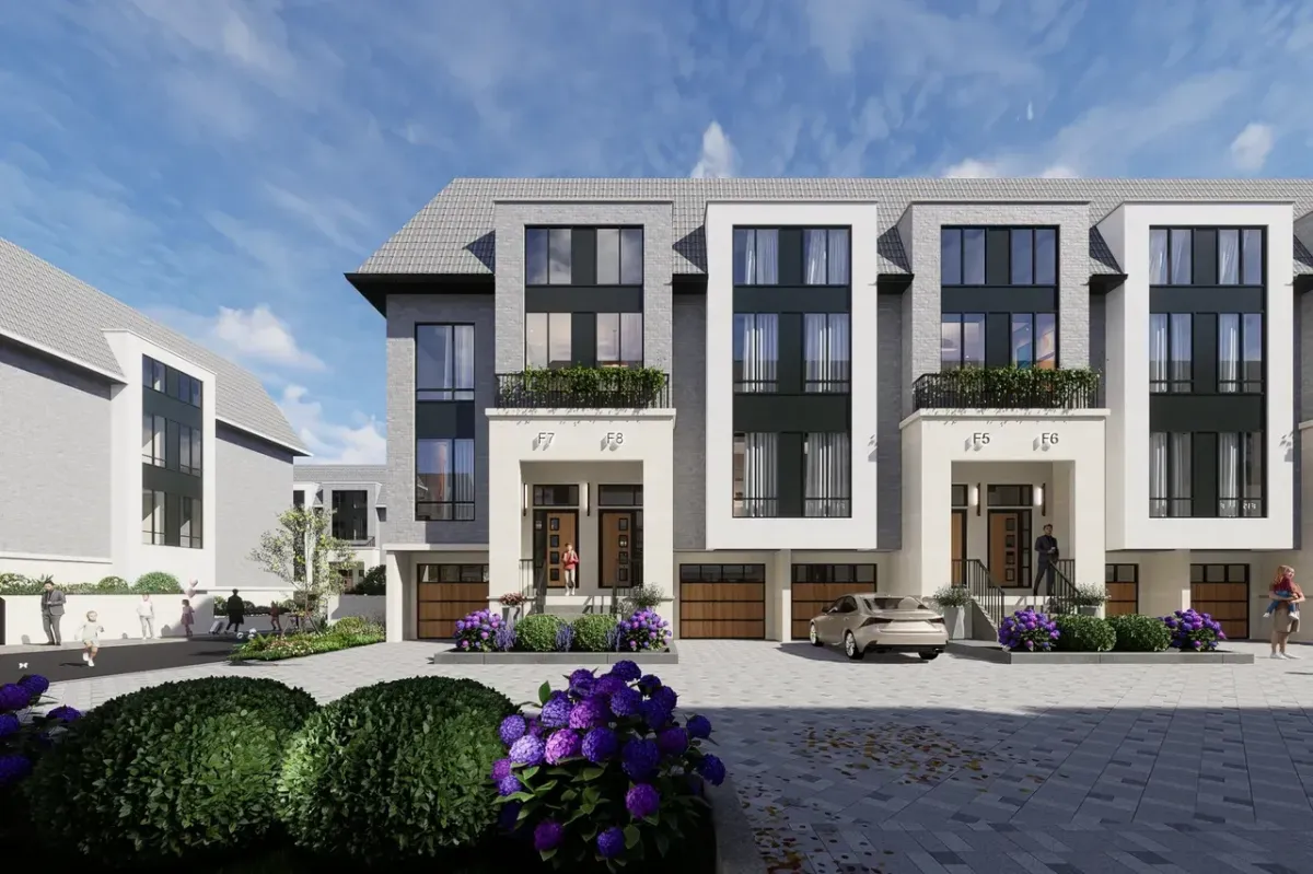150 Rollingwood Drive Brampton ON L6Y 5J6 Rolling Woods Townhomes Front Exterior