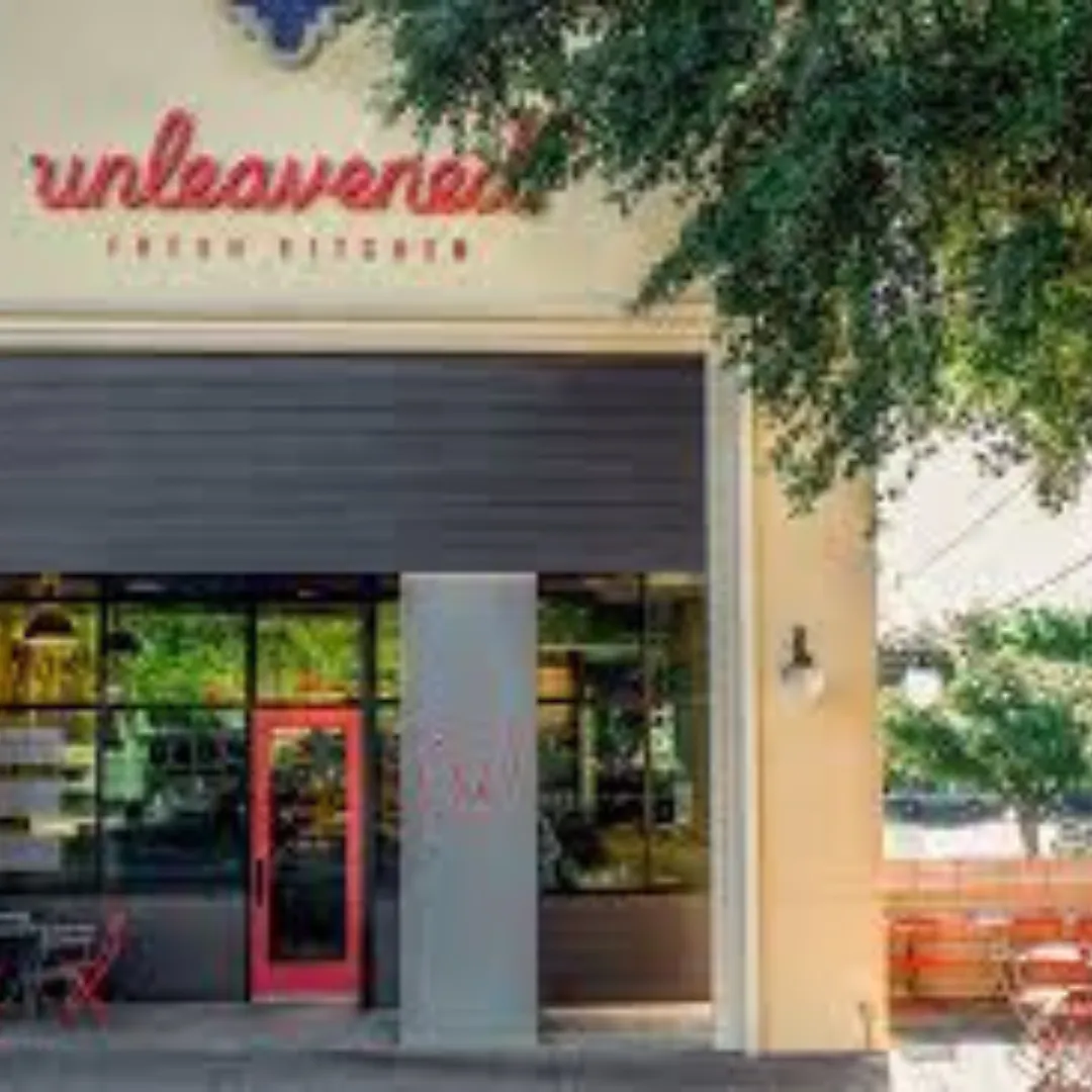 Unleavened Fresh Kitchen, downtown dallas, tx