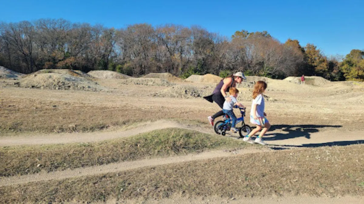 Erwin Park Hike & Bike Trail, Mckinney, TX