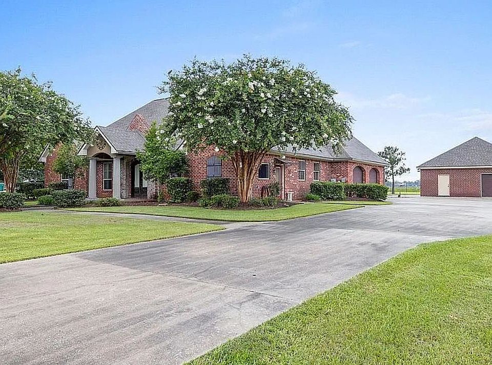 Flagstaff Concrete builds and installs Patio