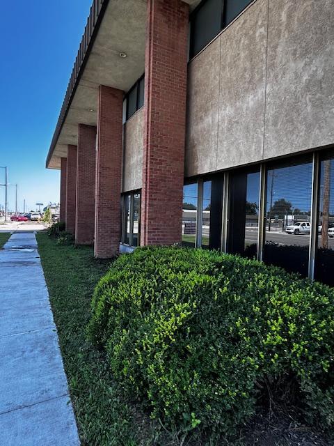 Window Cleaning in Tulsa