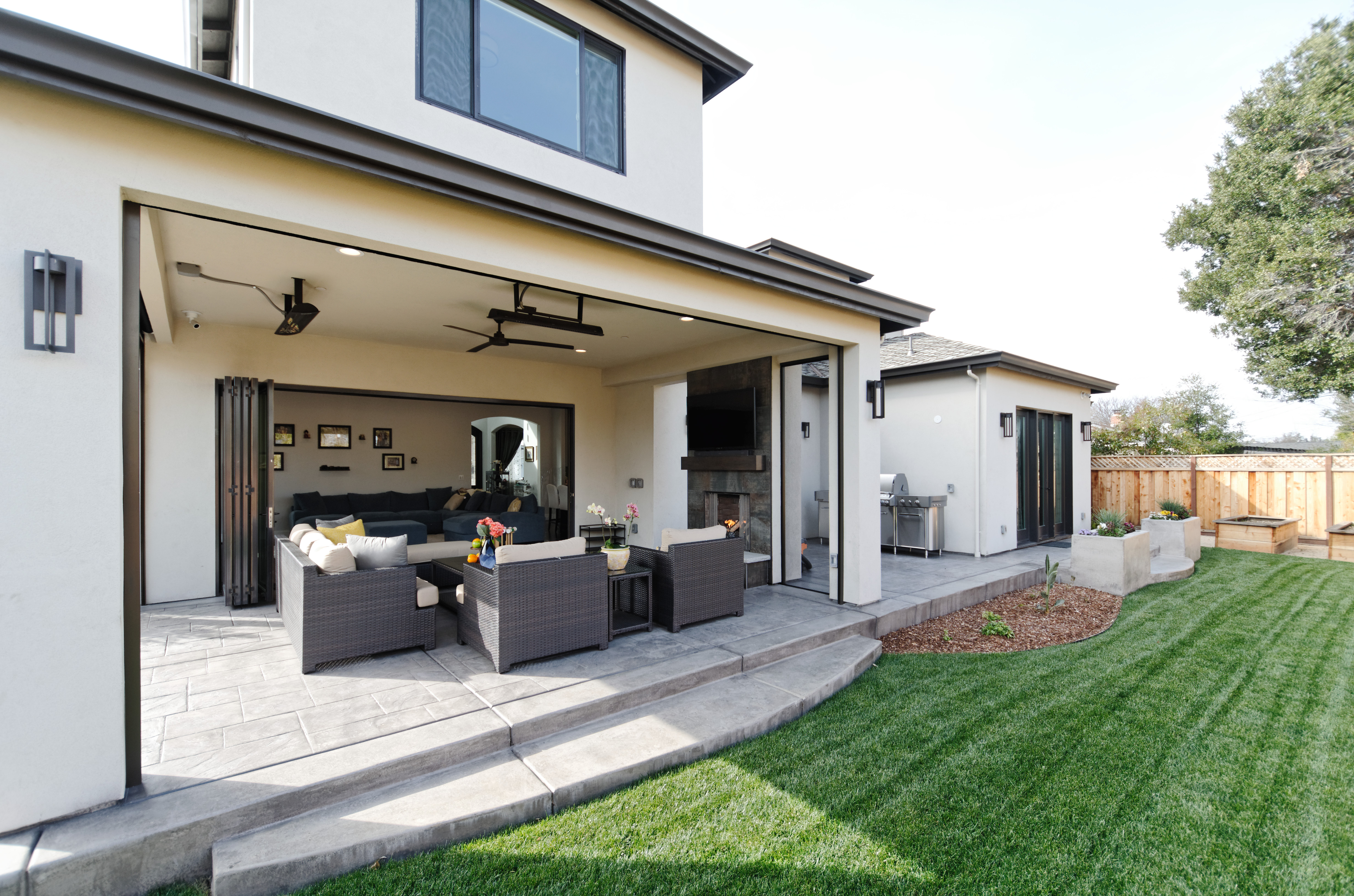 Campbell Custom Home Back Exterior