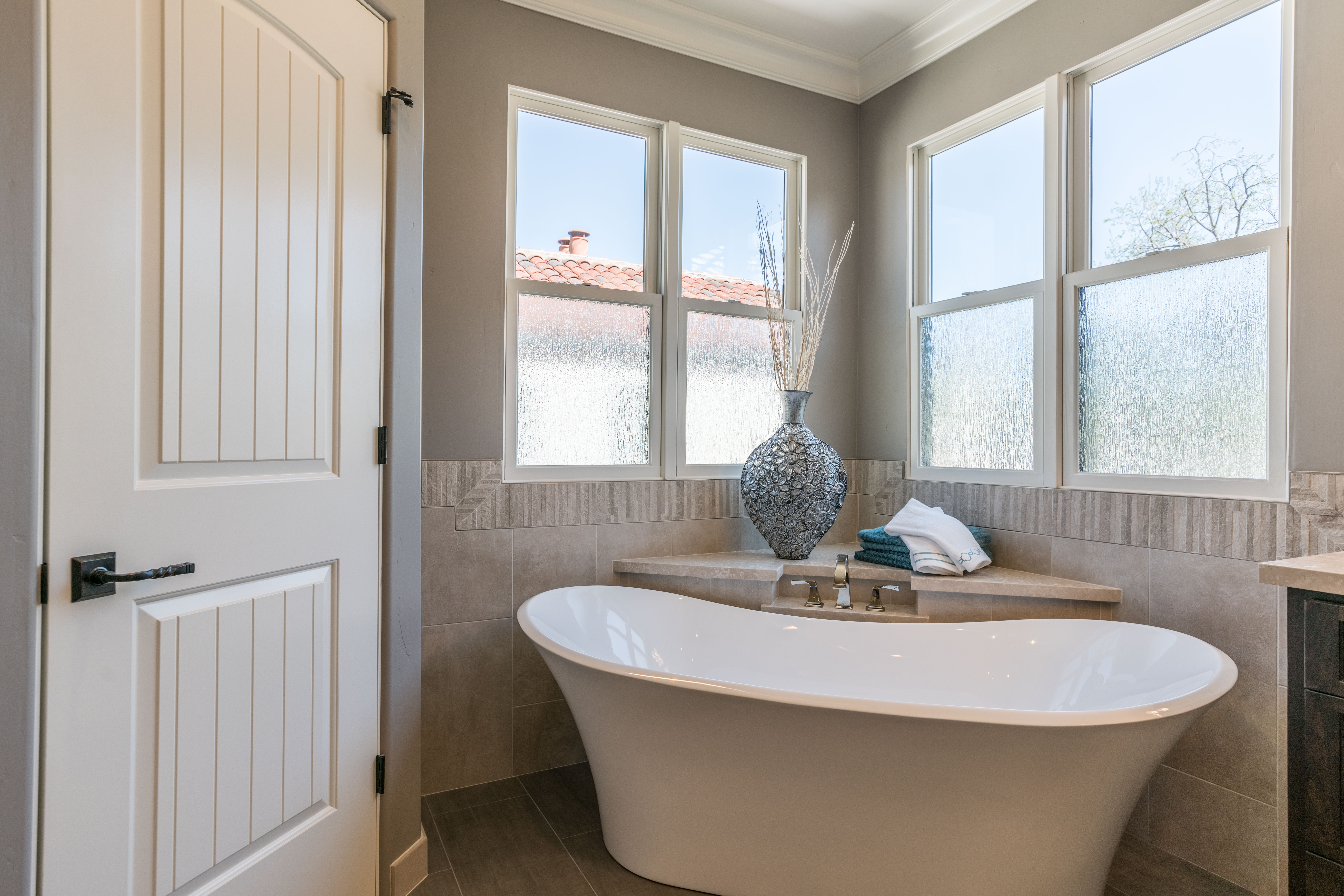 San Jose Custom Home Master Tub