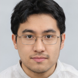 Headshot of Maya R., Career Coach