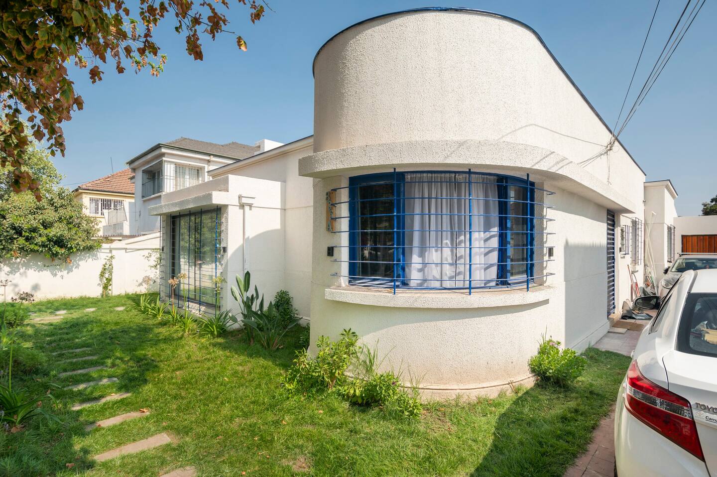 the interior of a sports car with red and black trim
