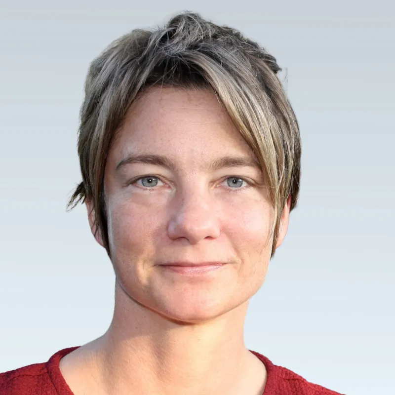 Chata Dixon Headshot