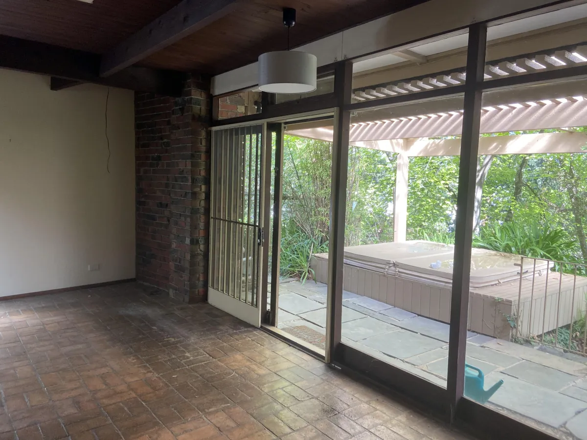 Common House Cleaning Mistakes, and What Professionals Do Instead 