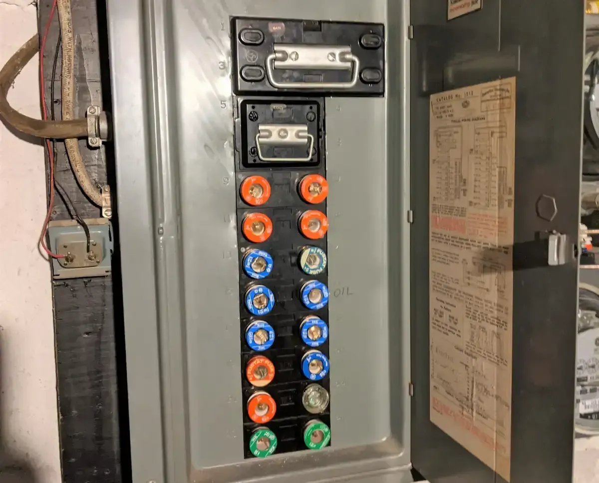 old fuse box electrical panel