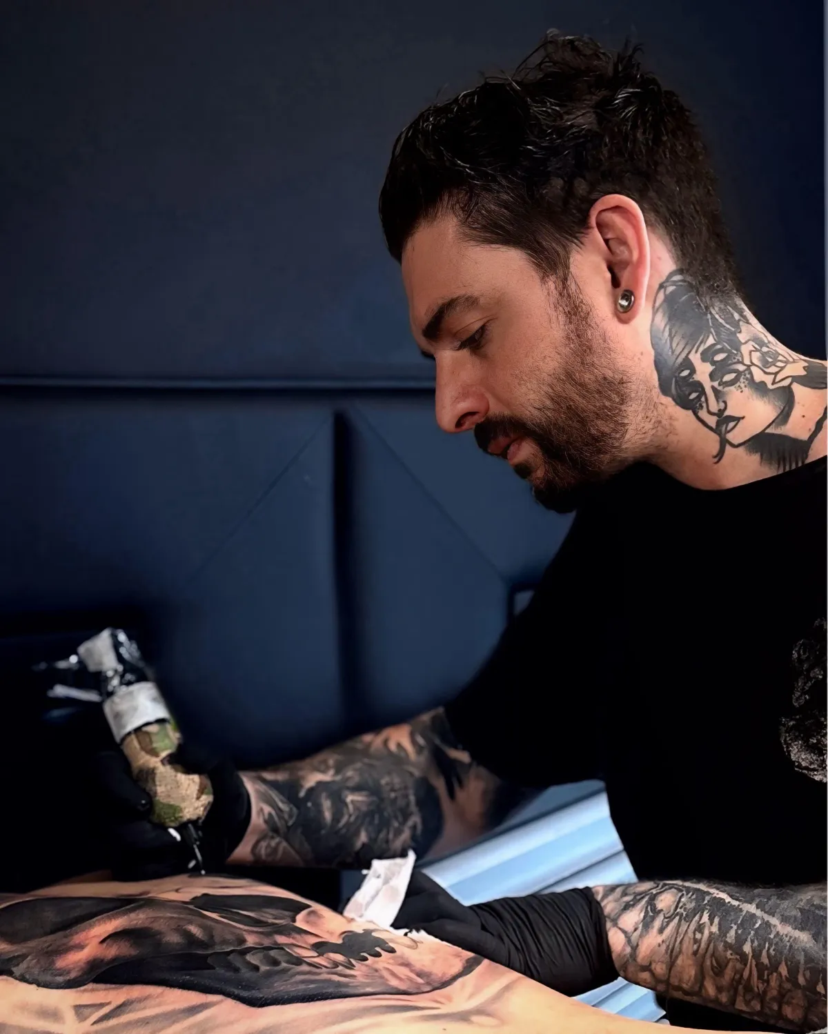 red white and black no smoking sign