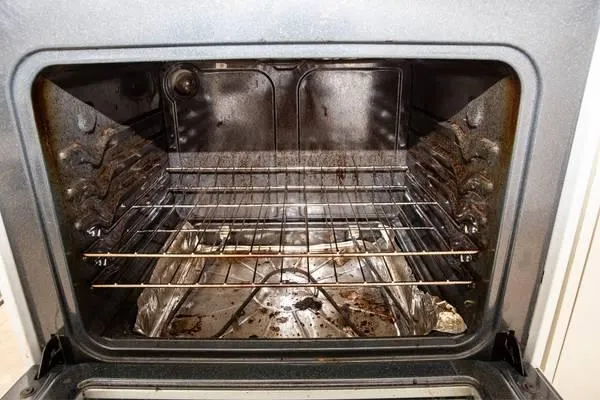 Oven repair technician