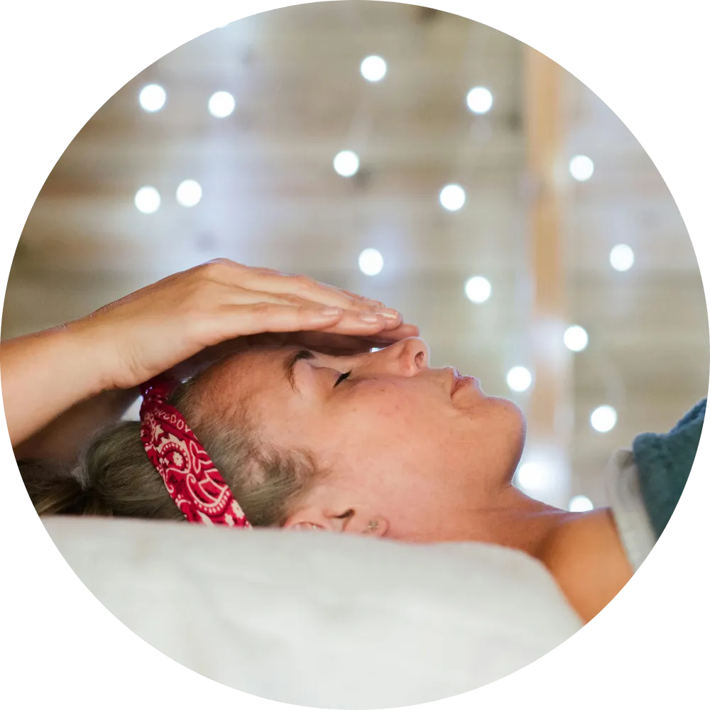 Relaxing spa facial service