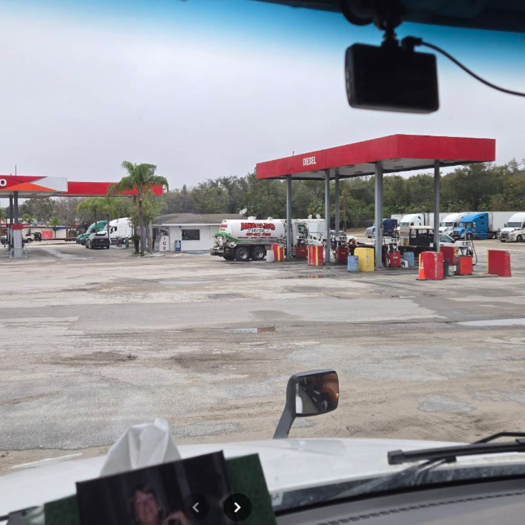 Zellwood Truck Stop