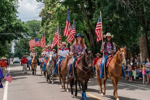 Best Parades and Daytime Community Picnics: A Front Range Real Estate Guide