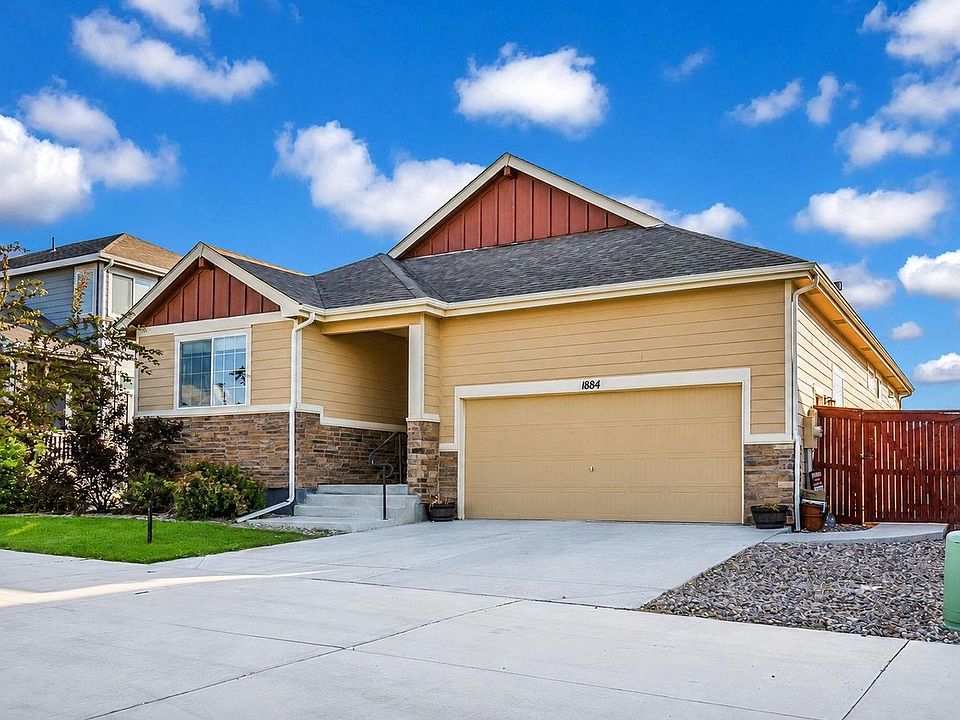 Riverbend Concrete builds and installs driveways