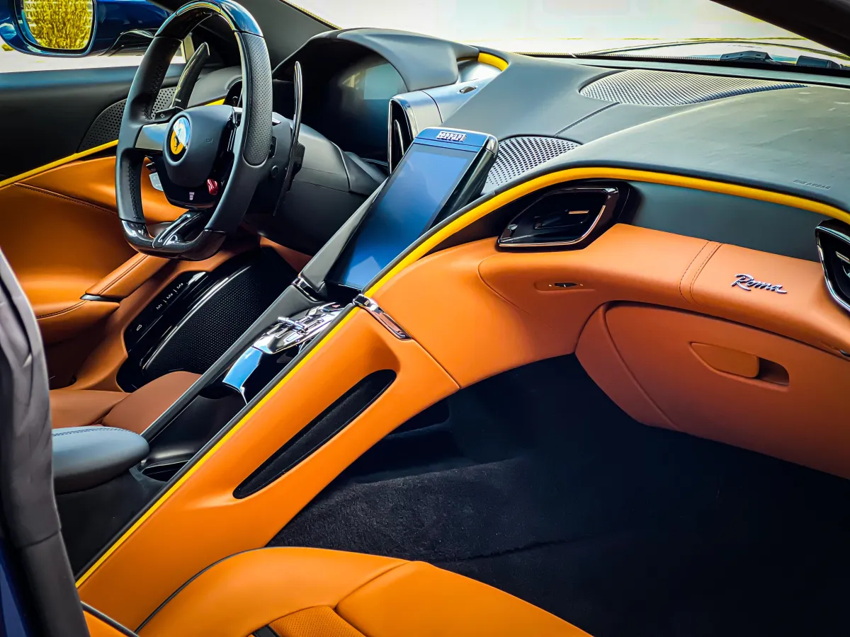 Ferrari,luxury detailing