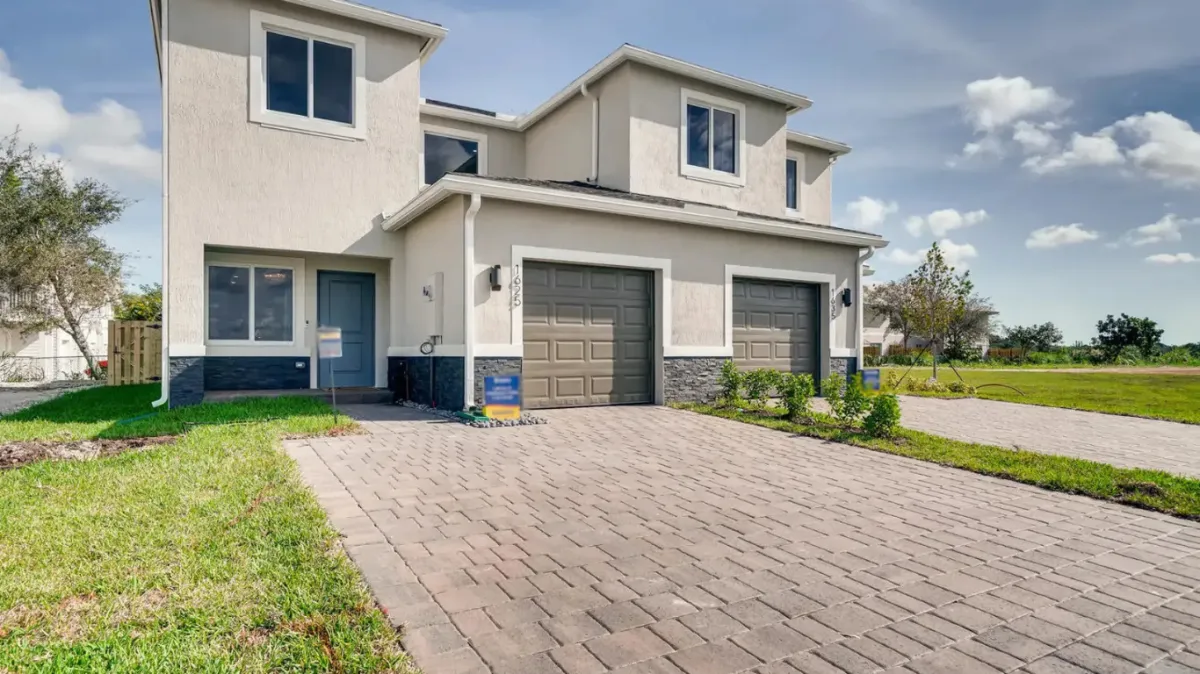 Homestead Concrete builds and installs driveways.