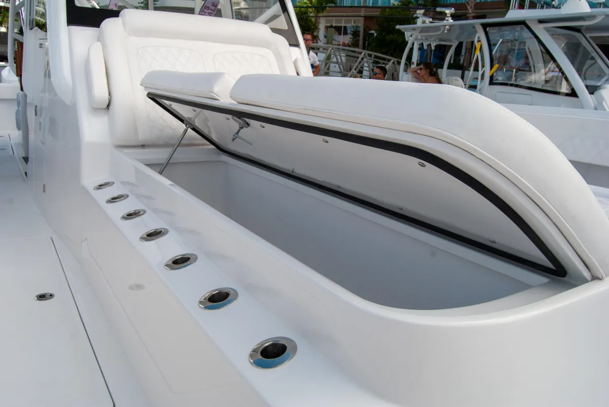 Front Runner 43 Catamaran 