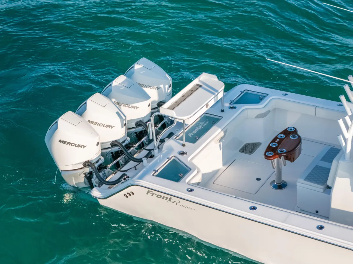 2023 39 CC Front Runner