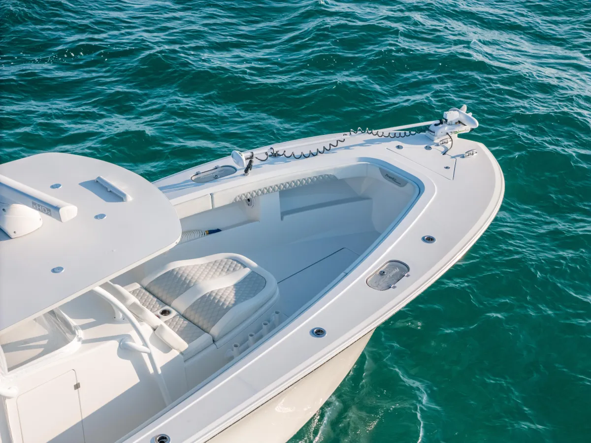 2023 39 CC Front Runner