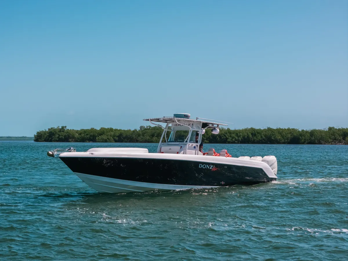 2020 40 Invincible Catamaran