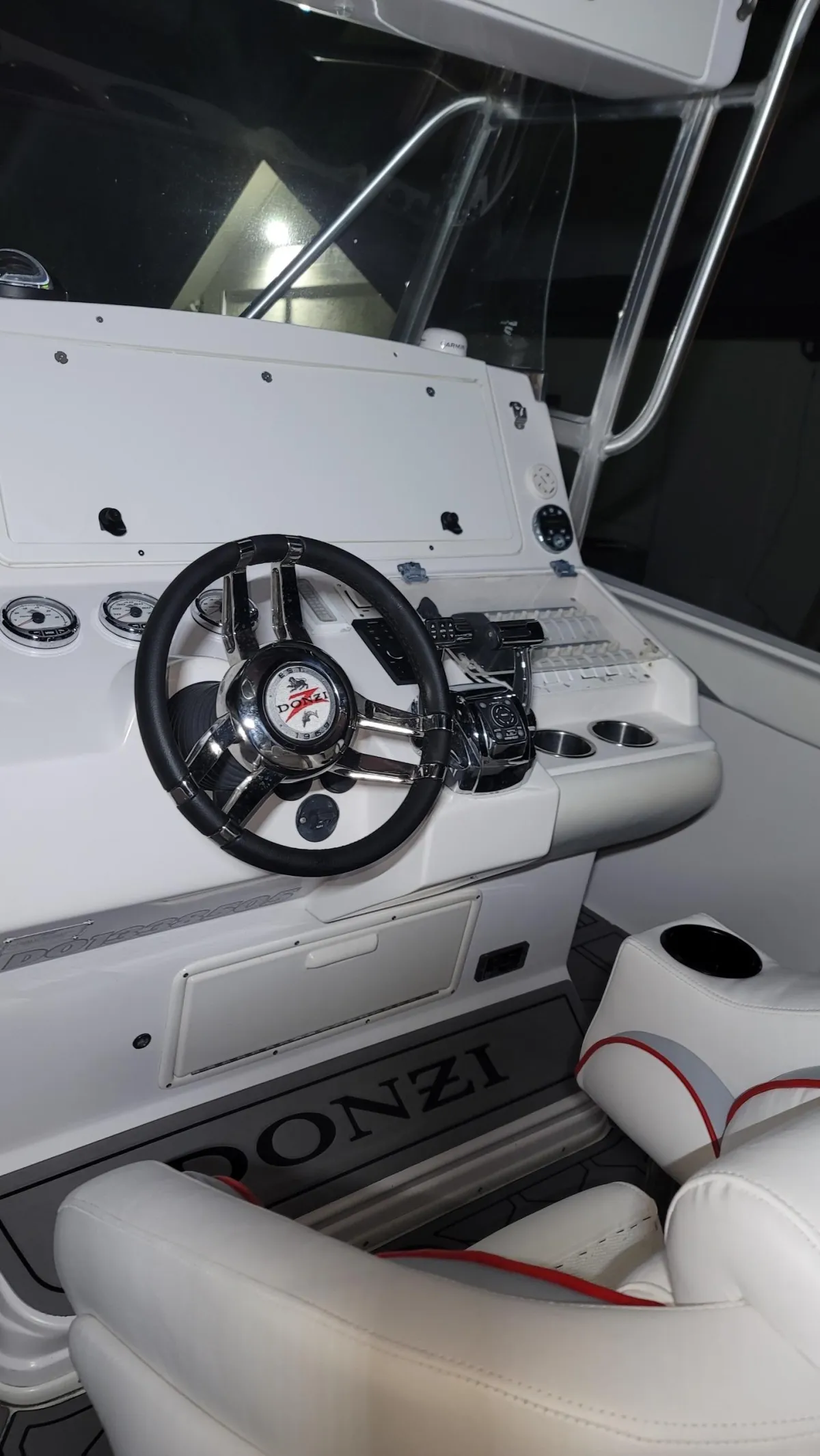 2006 Donzi 32 ZF