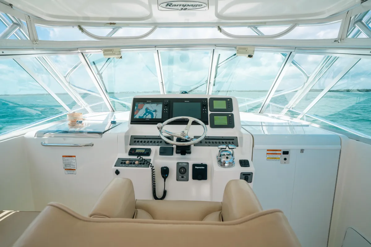 2007 Rampage 38 Express